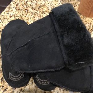 Sketchers Australia snow boots. Size 6